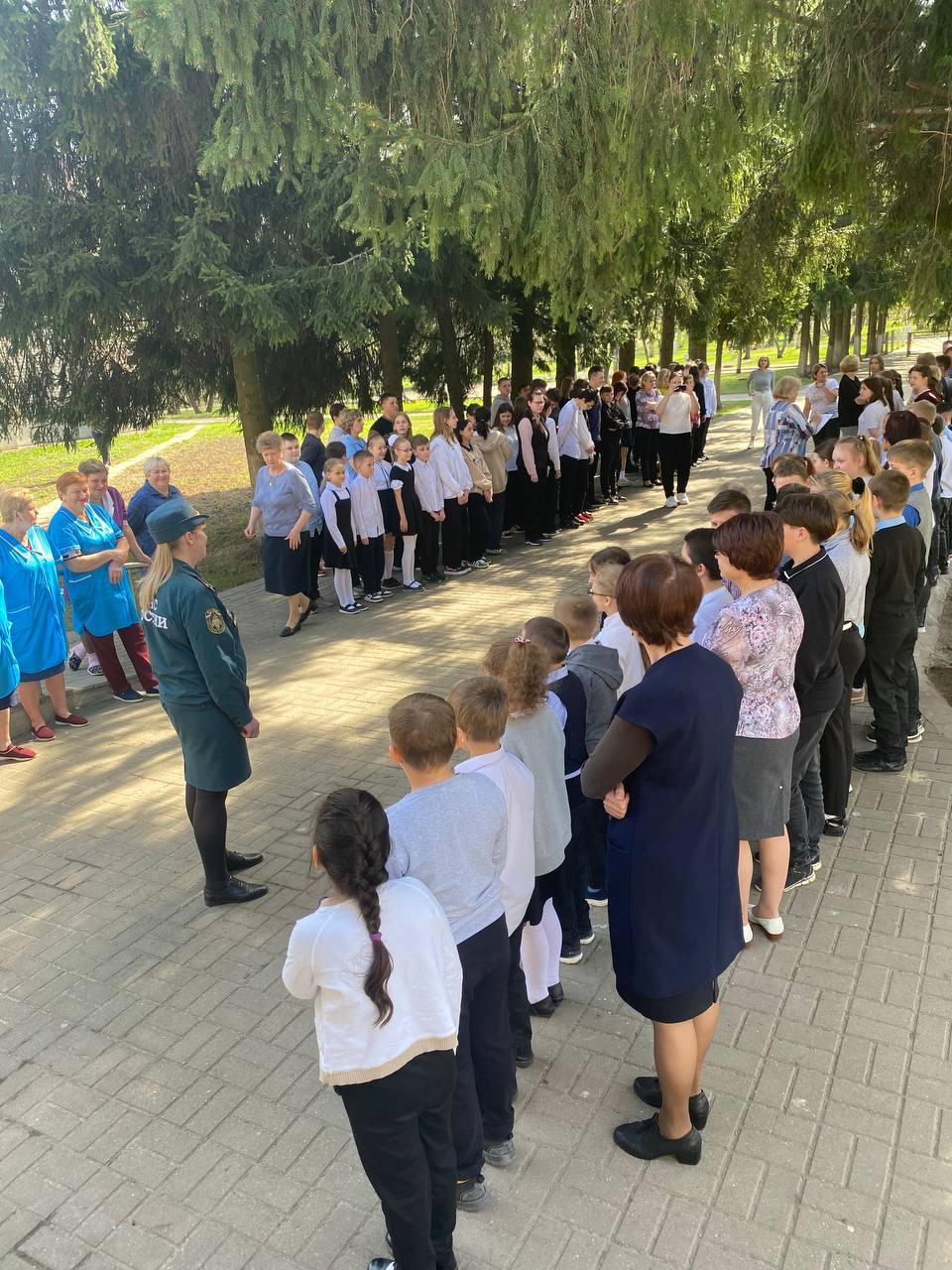 В целях профилактики детской безопасности.